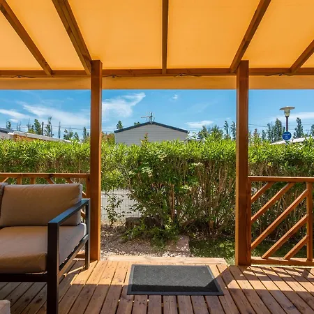 Le Mediterraneen Kamp alanı