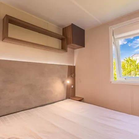 Le Mediterraneen * Fréjus