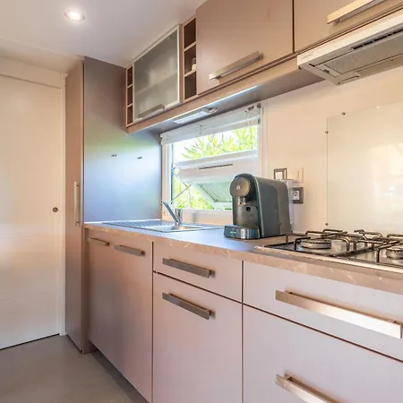 캠프장 Le Mediterraneen Fréjus