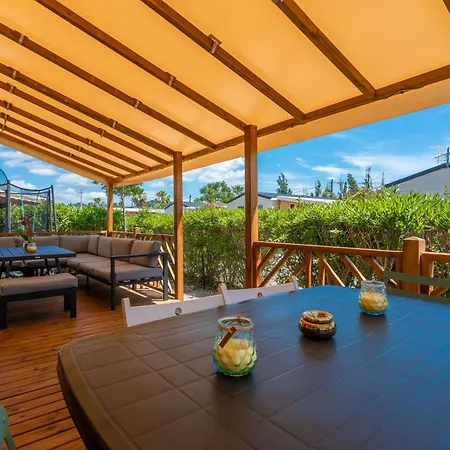 Le Mediterraneen 캠프장 *